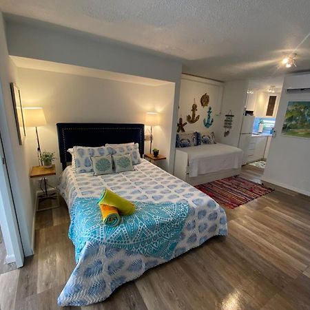 Kasa Ocean Breeze Beachfront Condo Pool San Juan Exterior foto