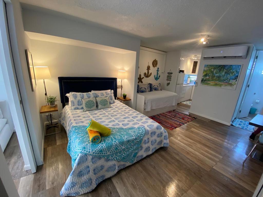 Kasa Ocean Breeze Beachfront Condo Pool San Juan Exterior foto